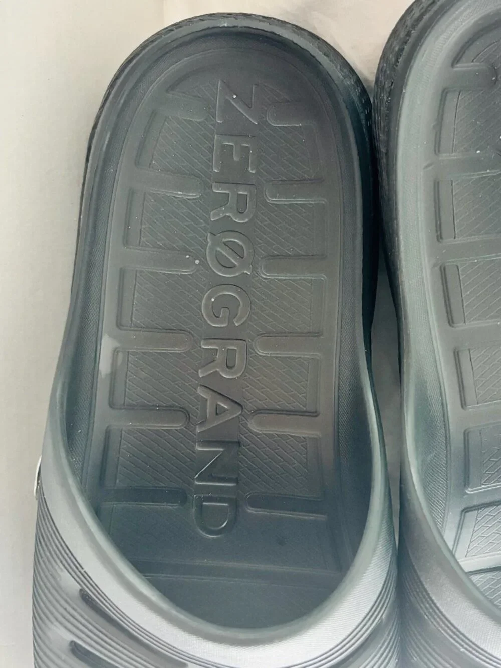Cole Haan ZERØGRAND 360 Black Slide Sandals Men's Size 12 Comfort Recovery